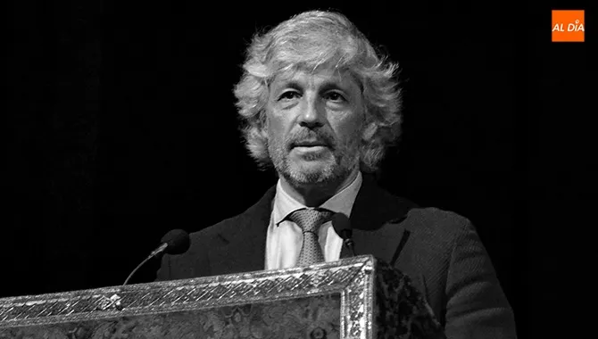 José María de la Torre durante el pronunciamiento de su pregón de la Semana Santa de Peñaranda