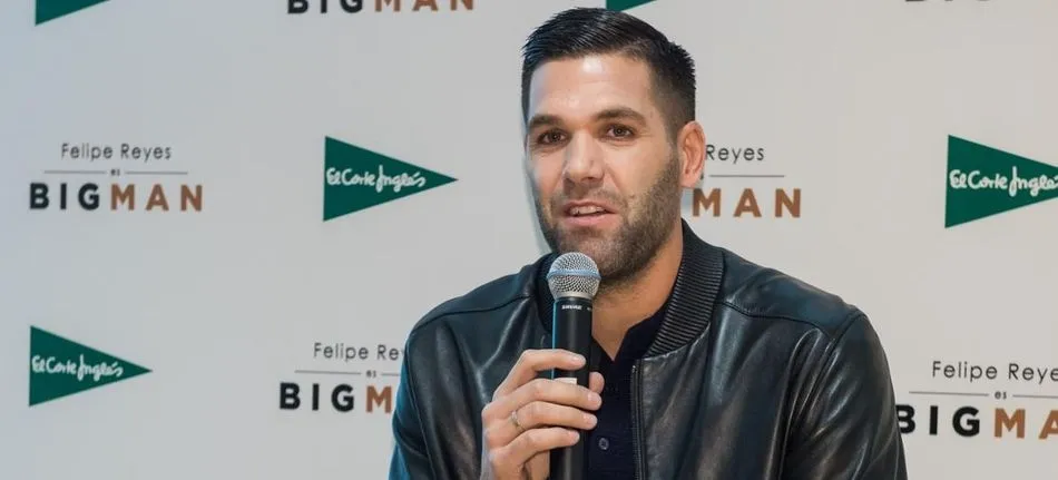 El jugador de baloncesto Felipe Reyes protagonista de la campaña de Tallas Grandes de El Corte Inglé