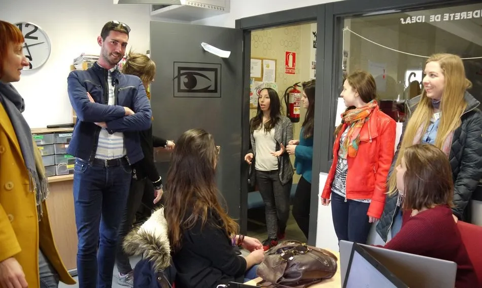 Educadores del programa Erasmus+ conocen el Centro Joven de Carbajosa