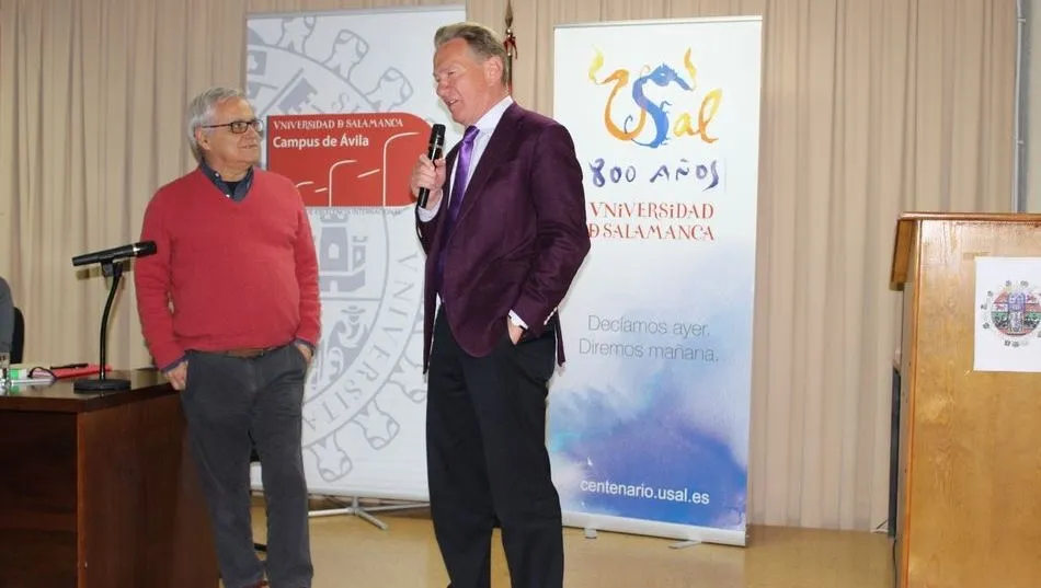 Michael Portillo, ex ministro de Defensa del Reino Unido y actual presentador de series documentales para la BBC