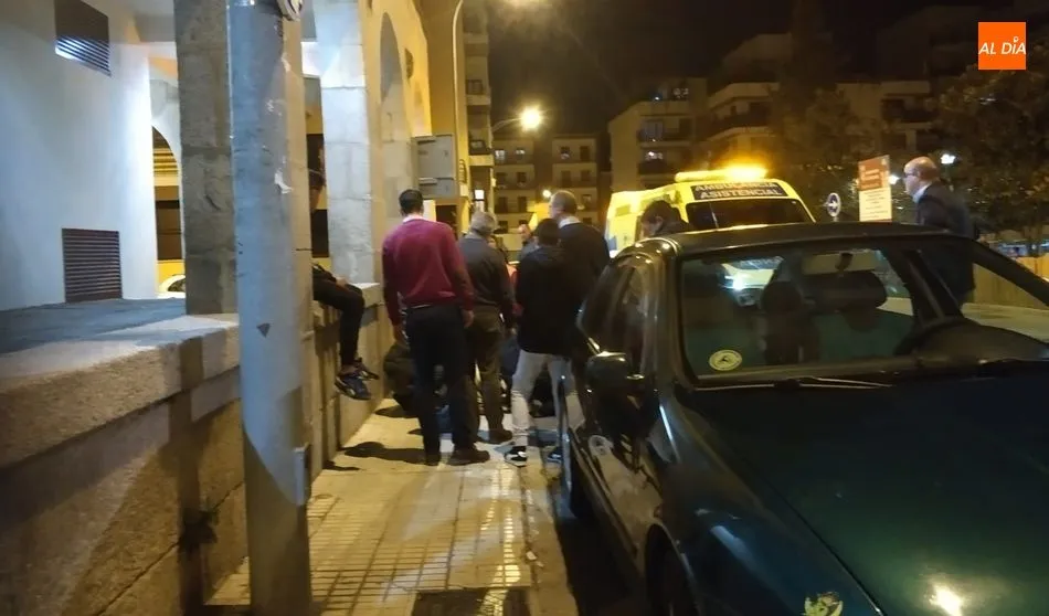 Herido un varón al sufrir una caída en los soportales del Mercado de San Juan