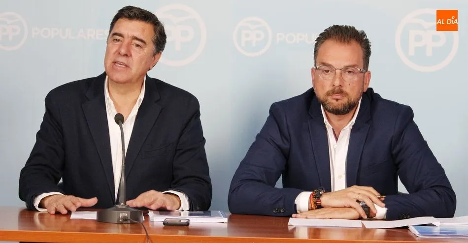 Los candidatos número uno al Congreso y al Senado, José Antonio Bermúdez de Castro y Bienvenido de Arriba. Foto de Elena López