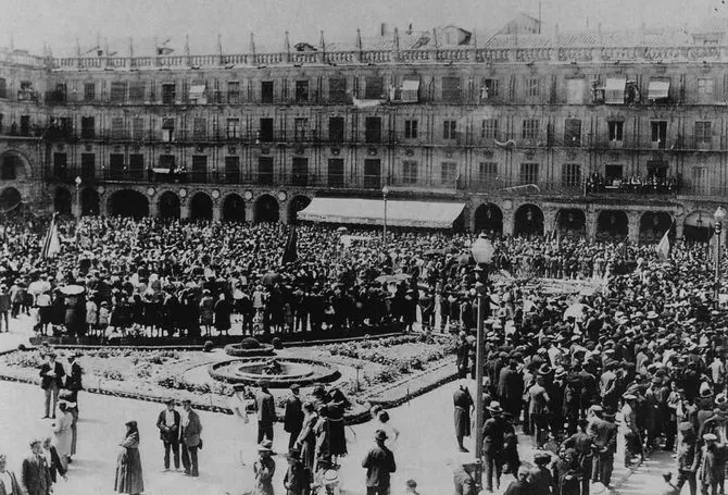 Foto de Almaraz, cedida por el Archivo General de la Administración