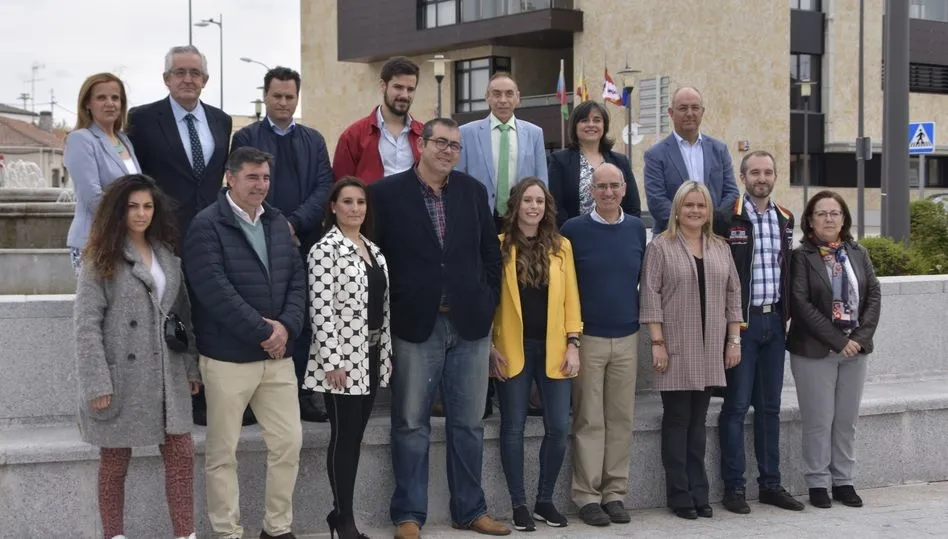 Presentación de la candidatura del PP en Villares de la Reina