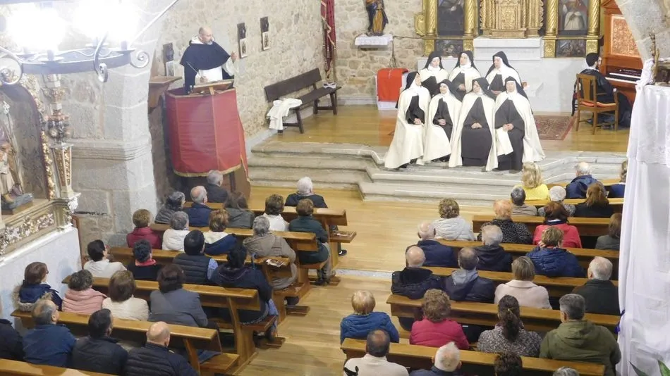 Representación de Teresa, jardinera de la luz en la iglesia parroquial de Santibáñez