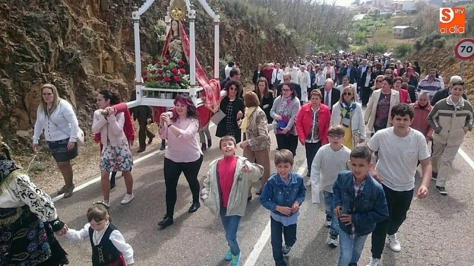 Los vecinos volverán a procesionar con la imagen de la Virgen del Buen Suceso hasta la ermita