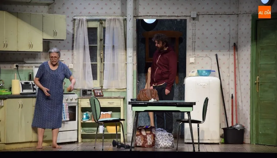 Un momento de la representación de Juntos en el Teatro Liceo. Foto de Eva Fernández