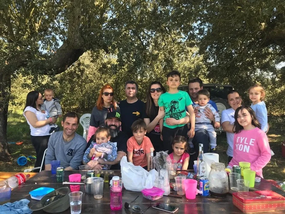 Un grupo de cantalpineses disfruta del Lunes de Aguas