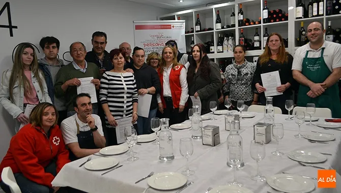 Cruz Roja clausuraba este lunes su curso de Hostelería dentro del proyecto de Inserción Laboral