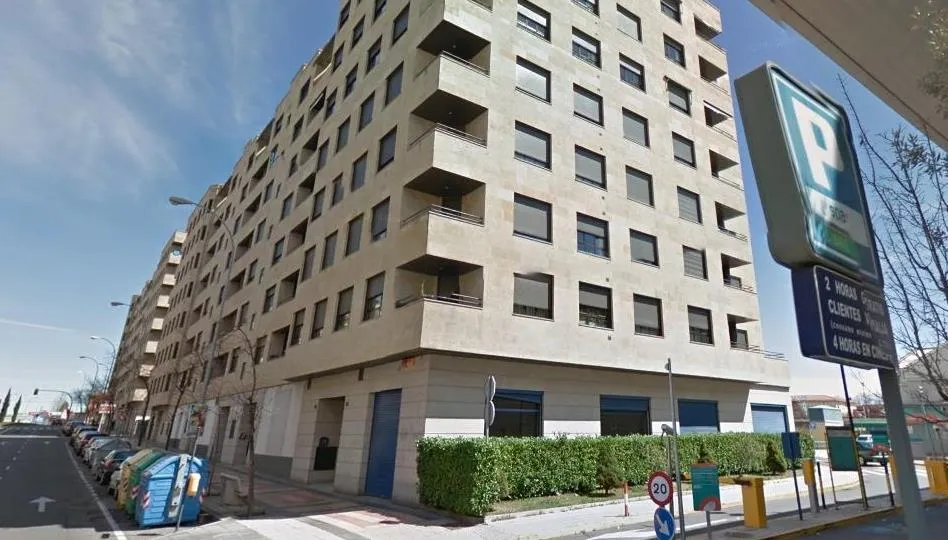 Edificio del paseo de la Estación donde tenía lugar este incendio. Foto Google Maps