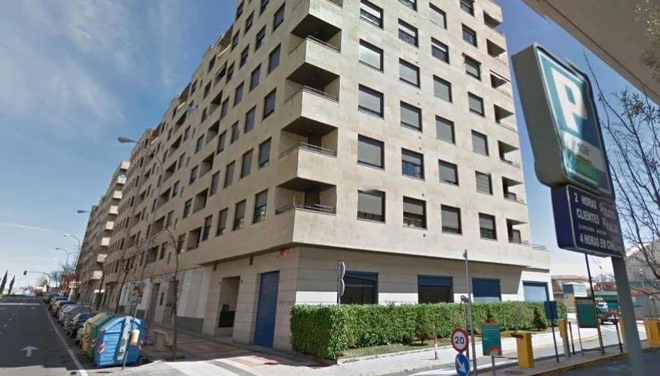 Edificio del paseo de la Estación donde tenía lugar este incendio. Foto Google Maps