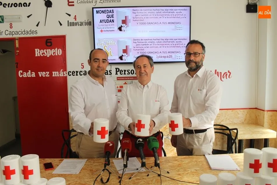 Jesús Juanes, presidente provincial de Cruz Roja, en la presentación de la Fiesta de la Banderita