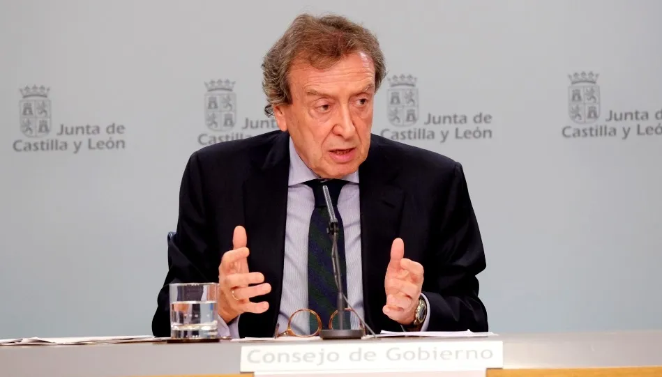 El vicepresidente del gobierno autonómico, José Antonio de Santiago-Juárez