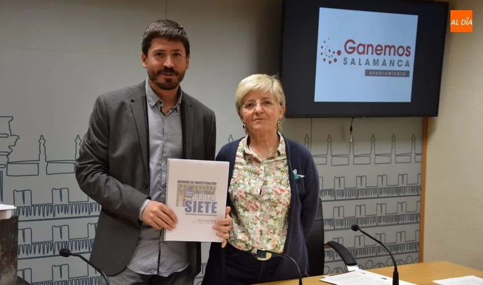 Gabriel de la Mora y Pilar Moreno, concejales de Ganemos Salamanca. Foto de Eva Fernández