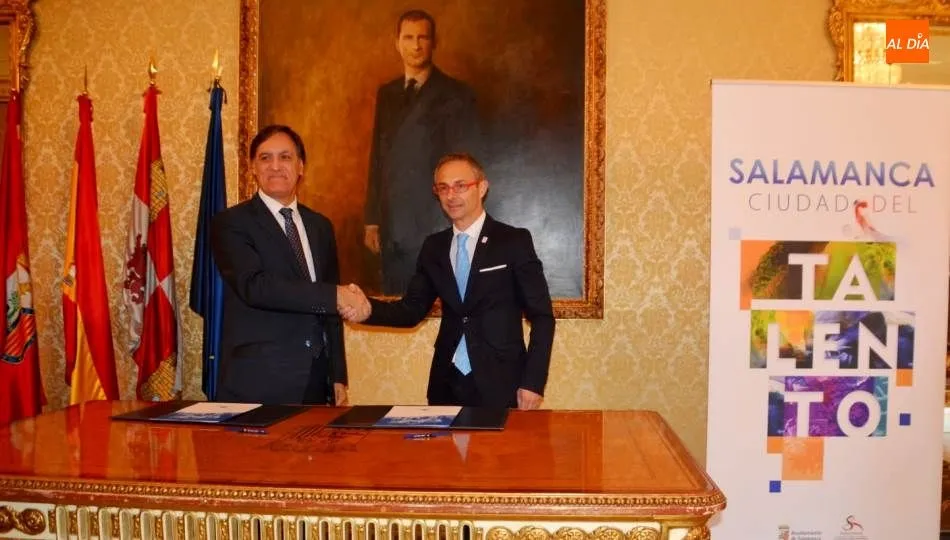 Este programa es fruto del acuerdo suscrito entre el alcalde, Carlos García Carbayo, y el rector, Ricardo Rivero