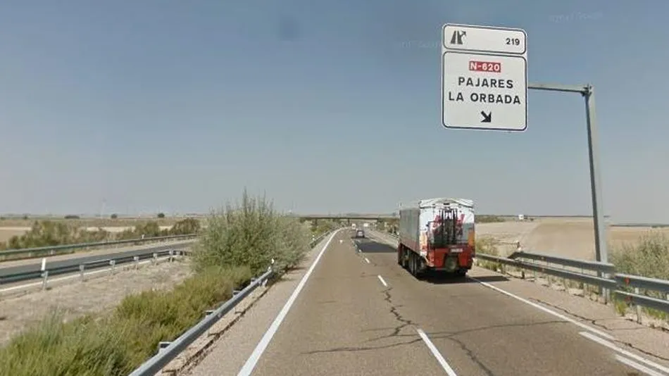 Tramo de la A-62 en el término municipal de Pajares de la Laguna. Foto de Google Maps