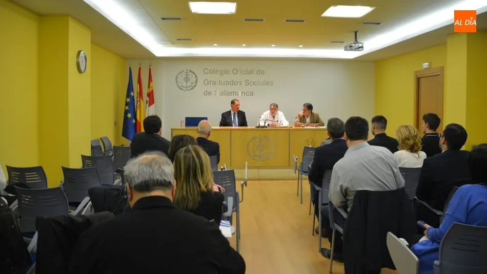 Clausura del curso en el Colegio Oficial de Graduados Sociales de Salamanca. Foto de Lydia González