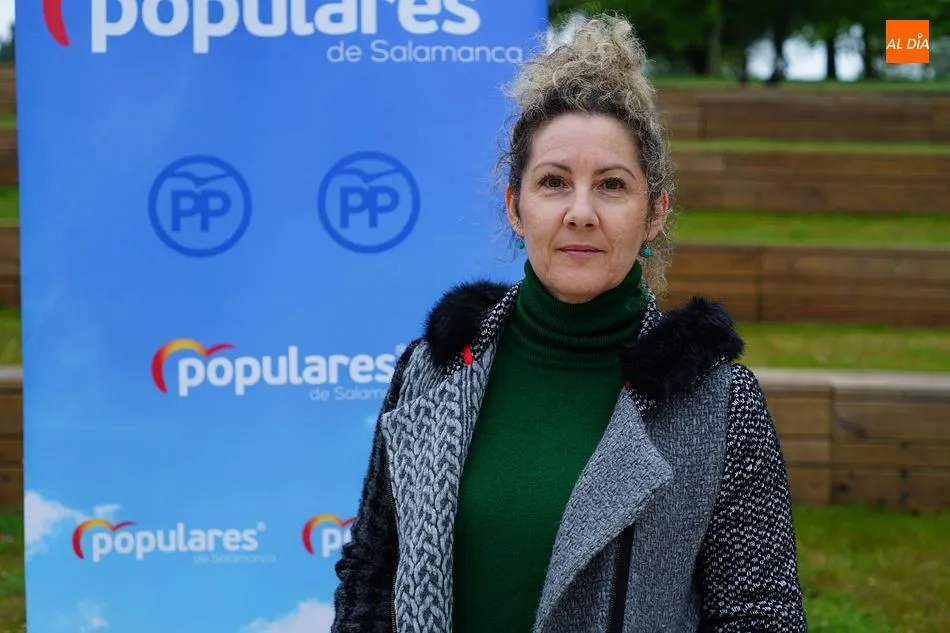 Rosa Hernández se presenta a la reelección como alcaldesa pedánea de Campillo de Salvatierra