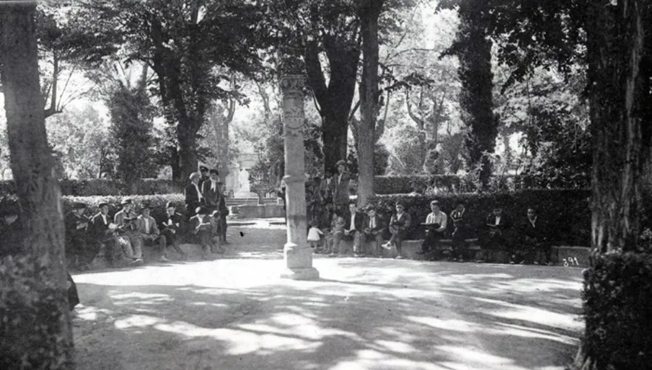 El Campo de San Francisco, el parque más antiguo de la ciudad