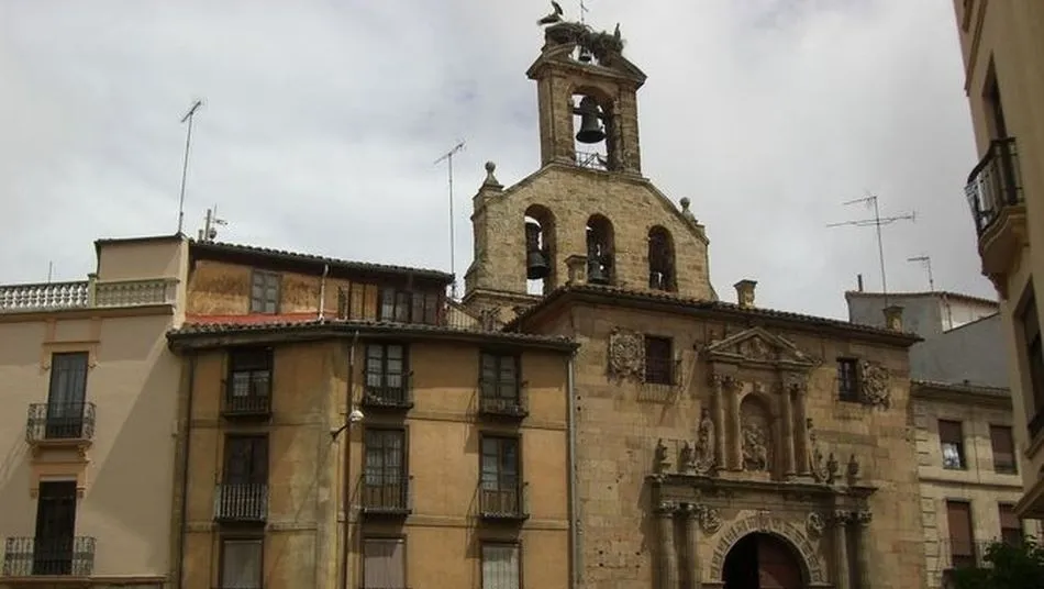 Iglesia de San Martín, junto a la Plaza Mayor