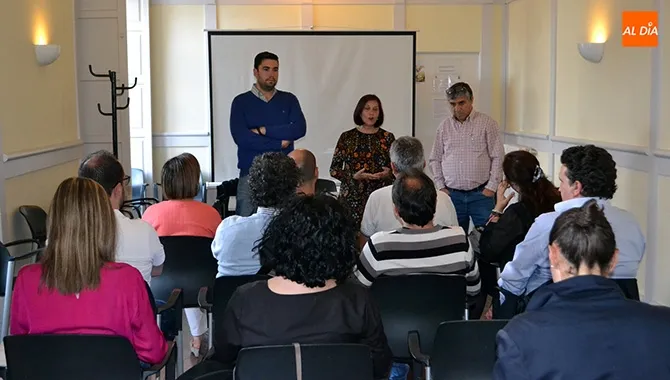 El PSOE organizaba un encuentro con empresarios en el Centro Social