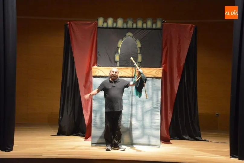 Aventuras y diversión en la biblioteca de Vistahermosa. Fotos: Lydia González