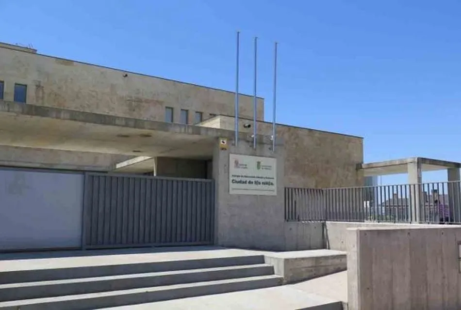 Colegio Ciudad de los Ñinos de Villamayor