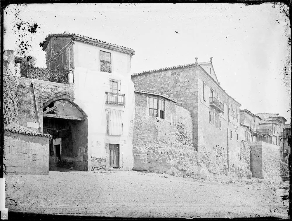 La puerta del río por la que entró Aníbal a ​Salamanca  