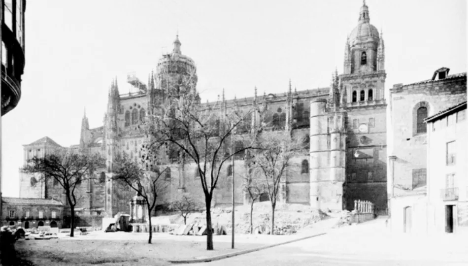 La Plaza de Anaya y sus múltiples reformas