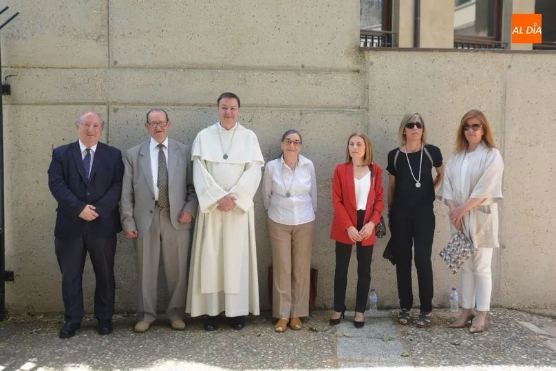 Los galardonados este año por Fauba, junto al presidente de la federación y autoridades municipales y universitarias. Fotos: Lydia González