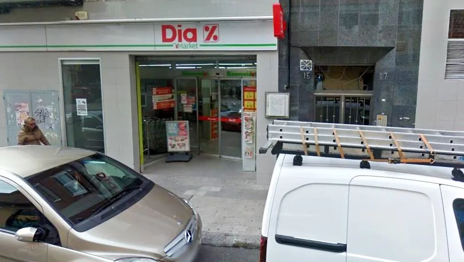 Supermercado de la calle Islas Canarias / Google Maps