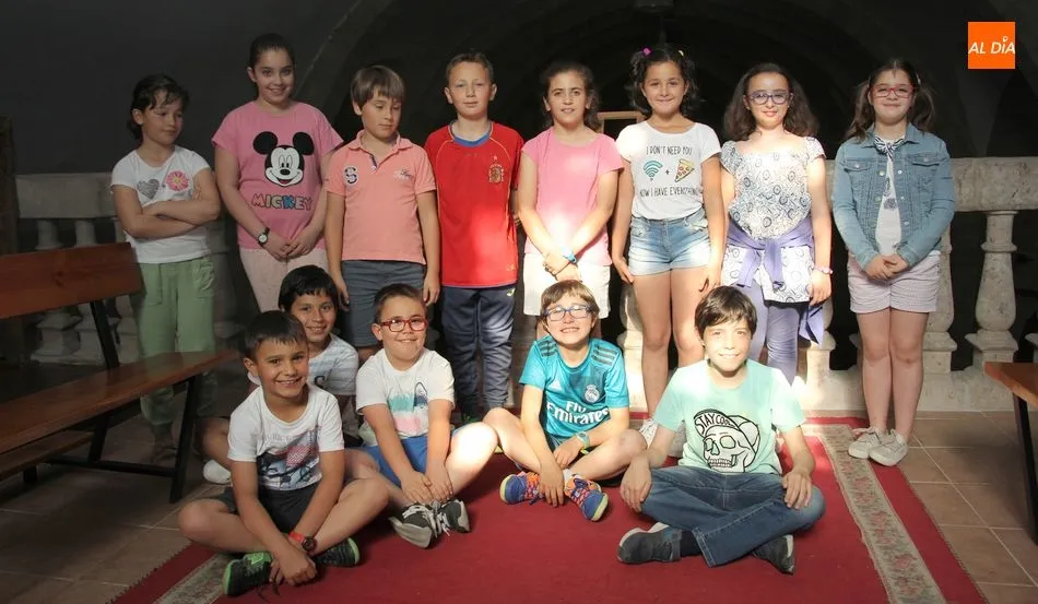 Los niños de catequesis despedían este curso con una visita al museo de la Torre de la iglesia de Vitigudino / MARIBEL