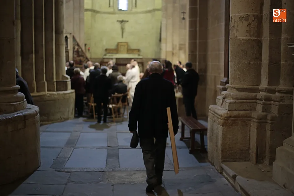 Imagen del interior de un templo.