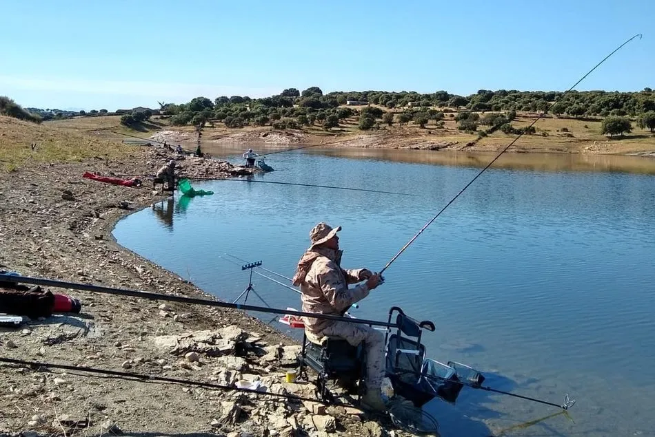 La Asociación Charra celebra el campeonato de pesca ‘San Juan de Sahagún’  