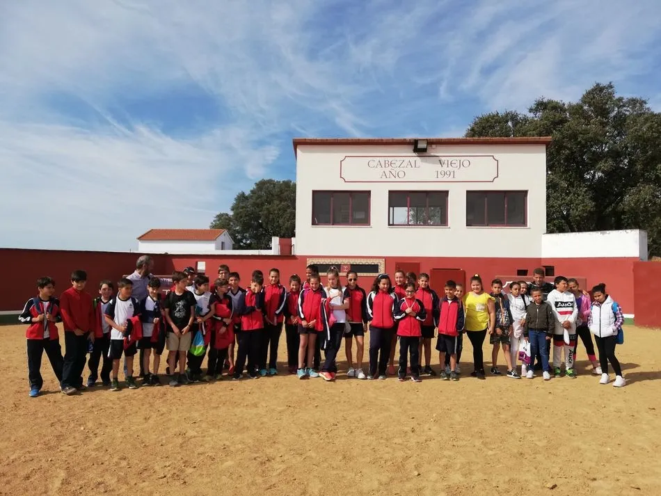 Los niños conocieron la ganadería de José Cruz