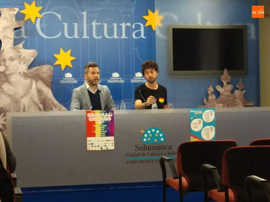 El concejal de Cultura, Julio López, y Pablo Nieto, de Iguales e Iguales USAL