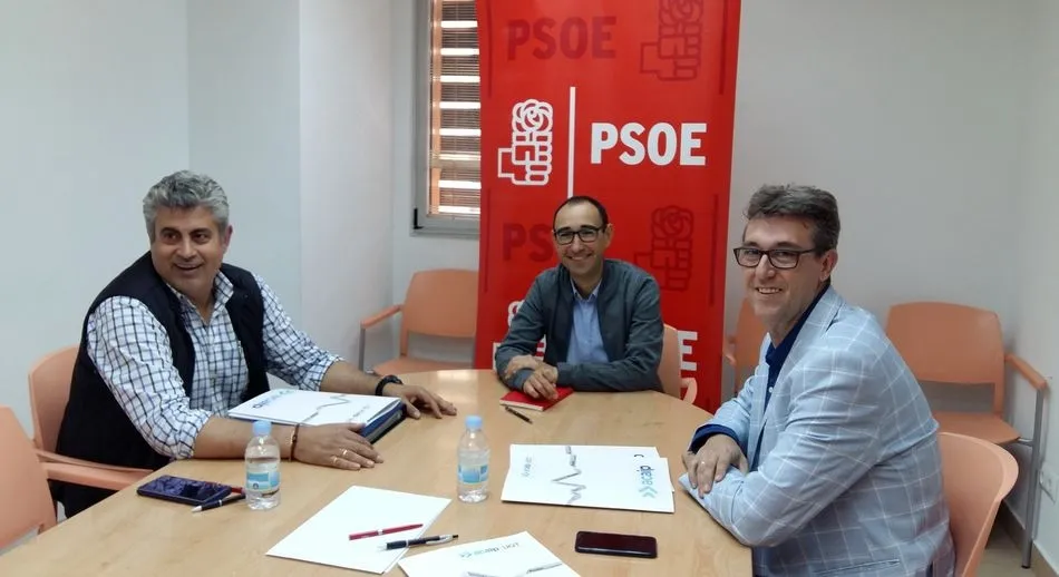 David Serrada ha mantenido una reunión con representantes del sindicato Acaip-UGT