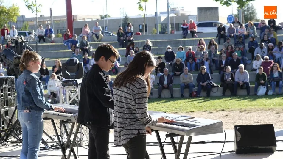 Concierto de los alumnos de música moderna de la Escuela Municipal de Música y Danza. Foto de Lydia González