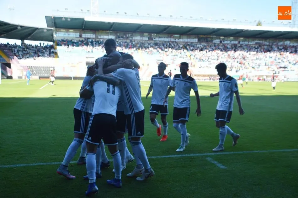 El Salamanca UDS celebra un gol