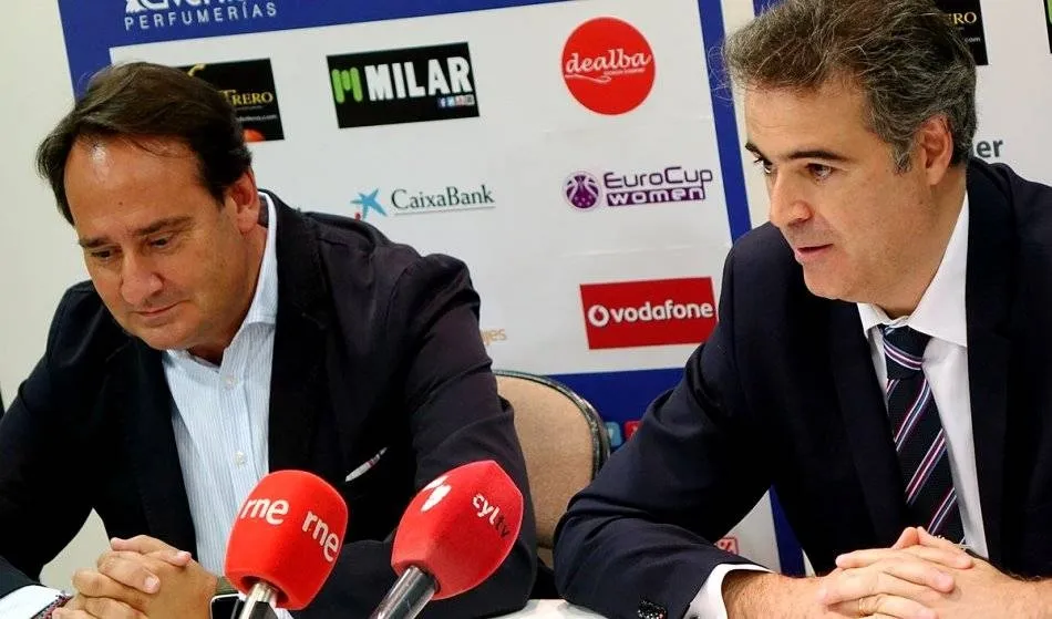 Jorge Recio y Carlos Méndez, en rueda de prensa