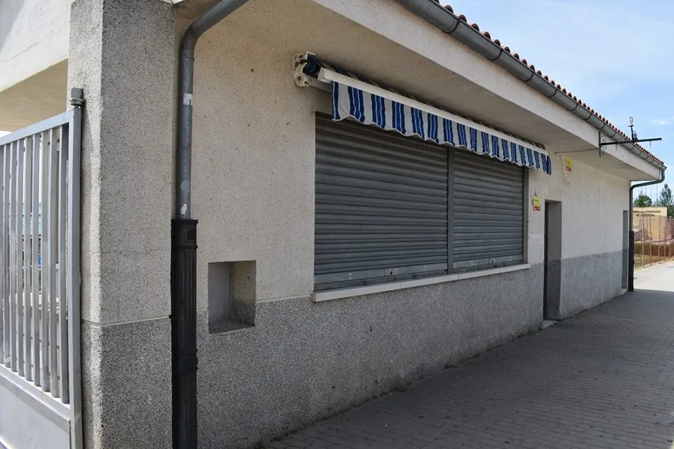 El Ayuntamiento busca personal para trabajar en el bar de las piscinas de Guijuelo