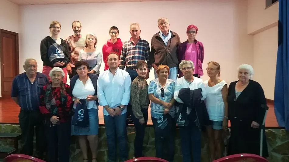 Vecinos de Almenara que acudieron a esta actividad en el multiusos