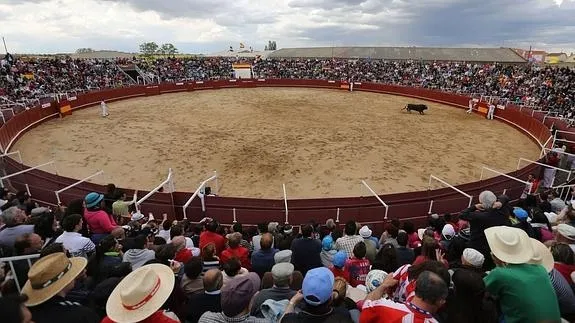 Plaza de toros de Benavente / El Norte de Castilla