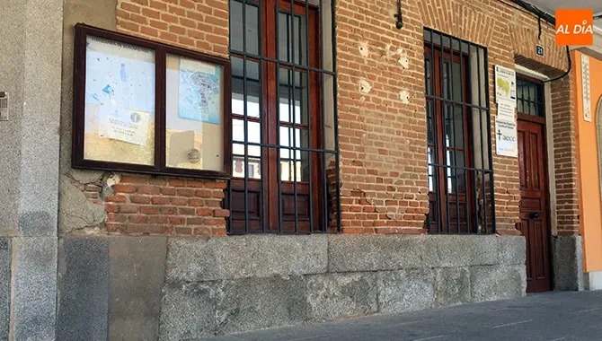 El edificio que acogía el Cuartel de la Policía Local, en la Plaza de España, sera la sede de los despachos para los Grupos políticos de la Corporación