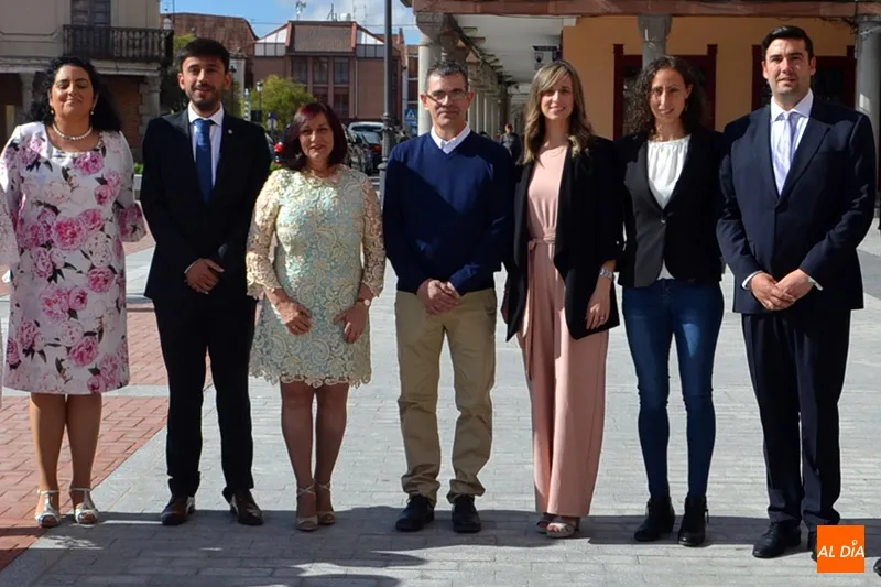 La alcaldesa de la ciudad ha firmado este miércoles el decreto que contempla el reparto de delegaciones entre los seis concejales del gobierno