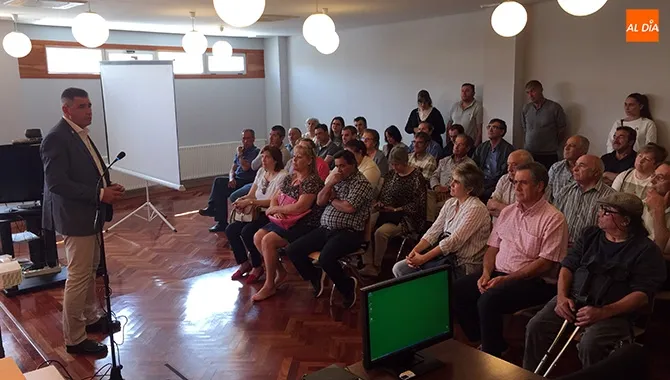 El alcalde de Villoria, Julián Barrera, ha sido elegido por unanimidad diputado comarcal por el PP