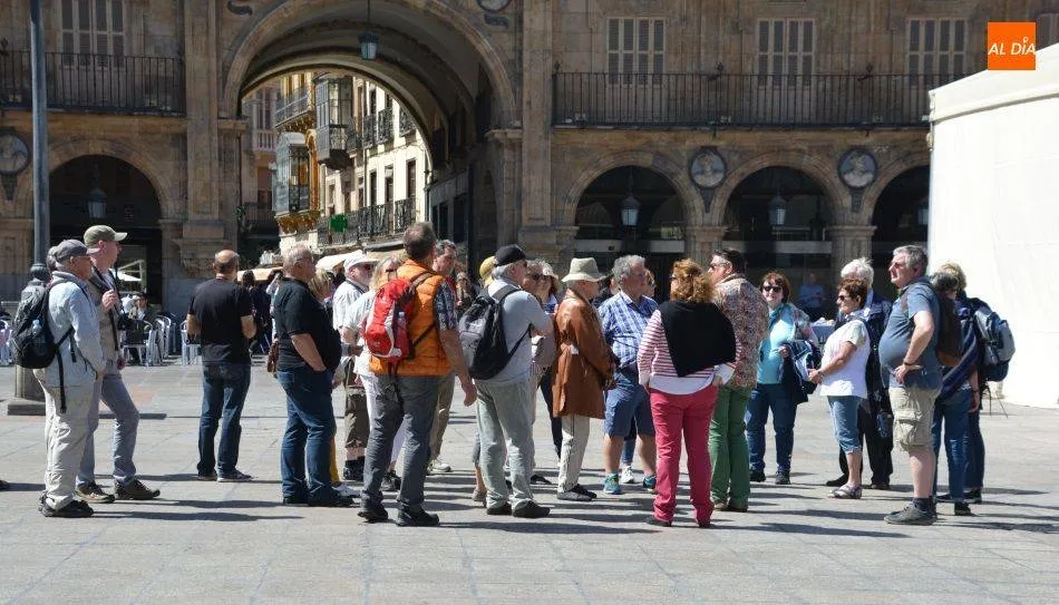 El número de turistas aumenta en el mes de mayo en Salamanca