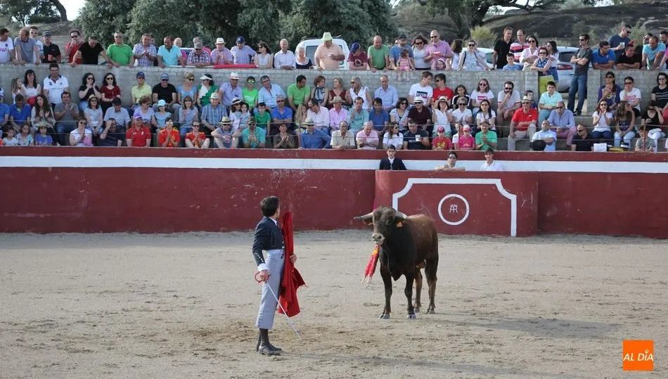 Buena actuación de los alumnos de la Escuela de Tauromaquia / MARIBEL SÁNCHEZ