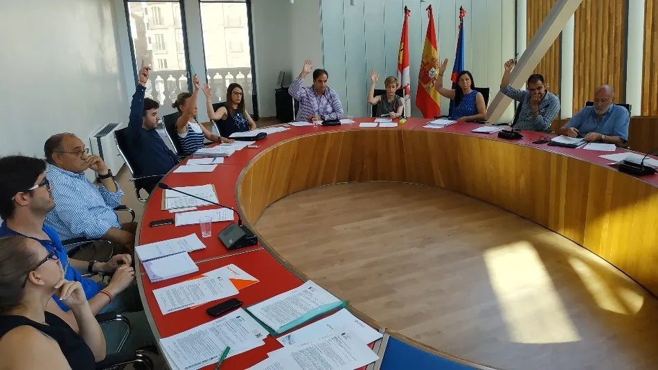 El Consistorio comienza la legislatura con carácter de continuidad