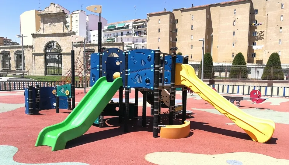 Parque Infantil en la plaza de la Concordia